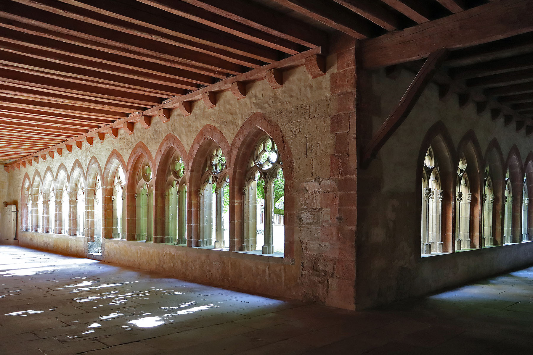 Bad%20Wimpfen%20im%20Tal%20-%20Ritterstiftskirche%20-%20Kreuzgang.jpg