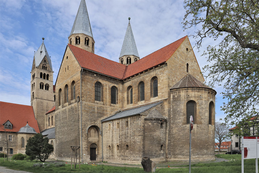 Halberstadt%20-%20Liebfrauenkirche.jpg