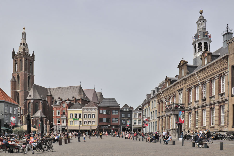 Roermond%20-%20Marktplatz.jpg