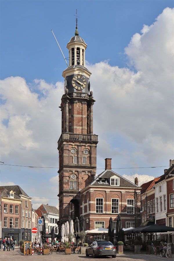 Zutphen%20-%20Wijnhuistoren.jpg